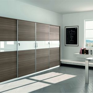 Armadio ante scorrevoli olmo storm con inserti bianco lucido con serratura e scrivania cm. 360x45,6 h196,5 – AM 29