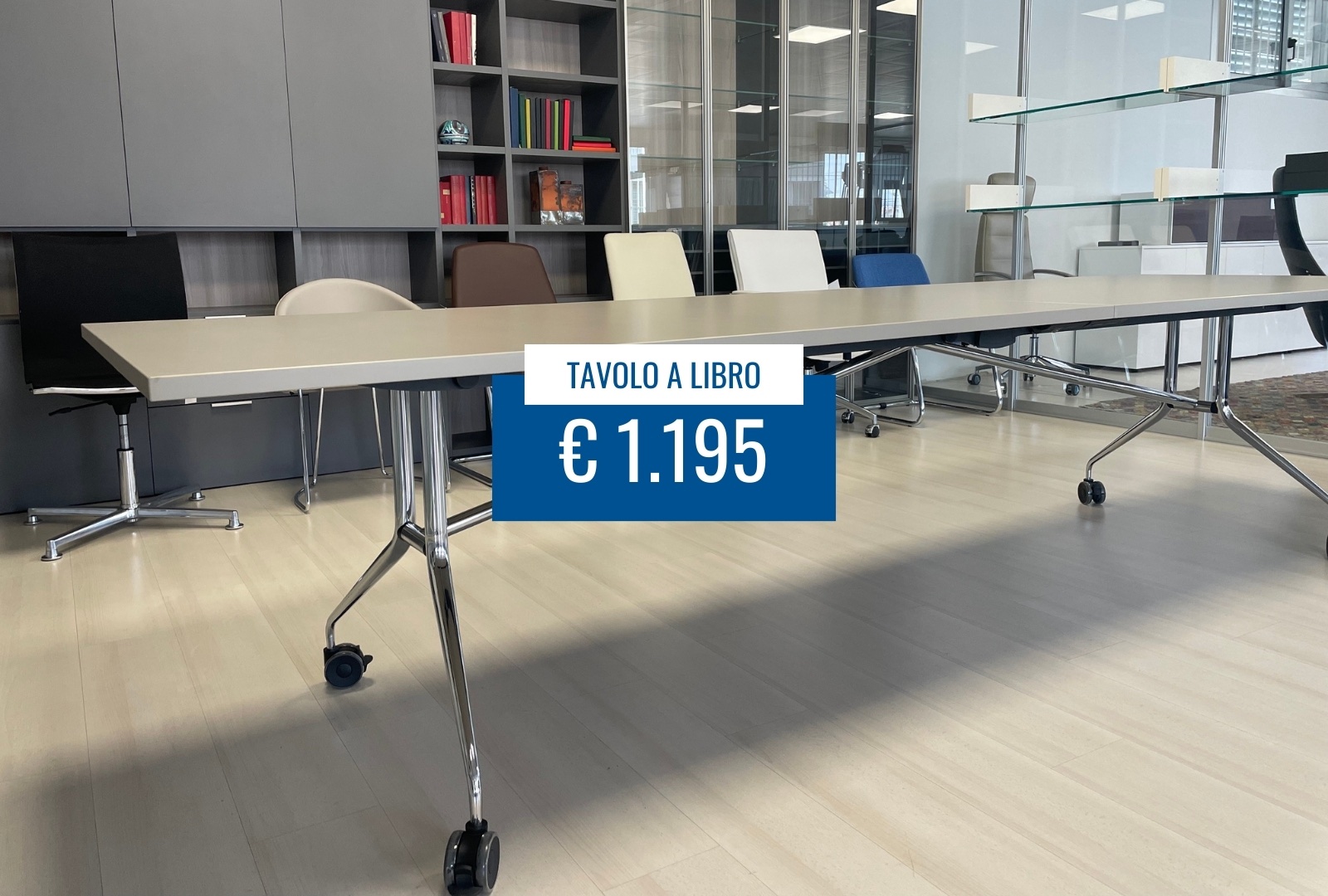 Tavolo pieghevole a libro con gambe cromate